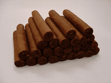Maxum International Freshly Hand Rolled Cigars (10)